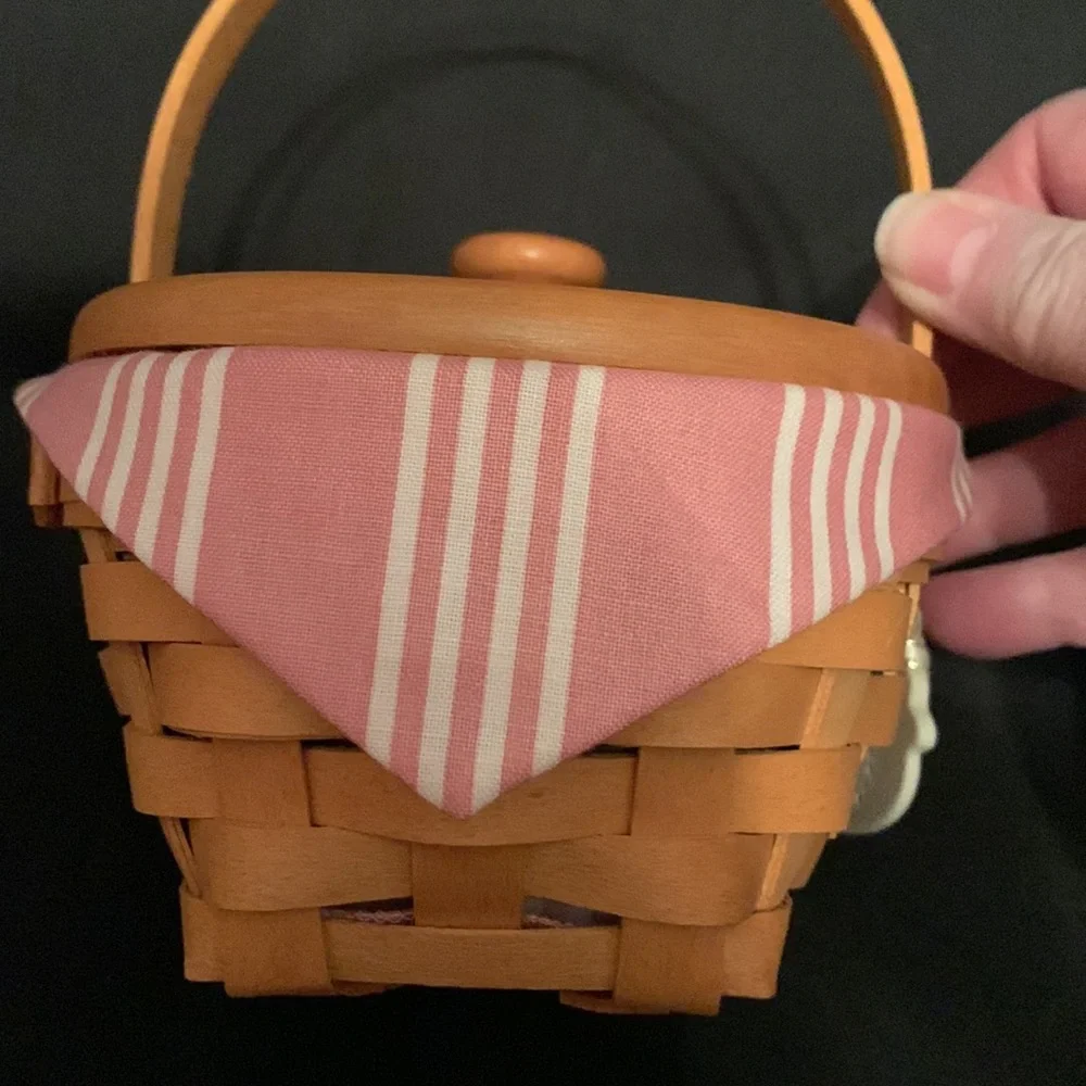 Longaberger 1999 Horizon Of Hope Cancer Basket. 5th In The Series.